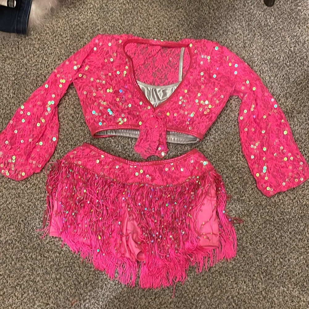 A wish come true punk fringe costume. Size Medium adult with silver sports bra